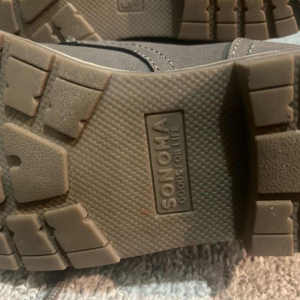 Fleeced Lined booties. Lace up booties worn a few times. - Picture 7 of 7